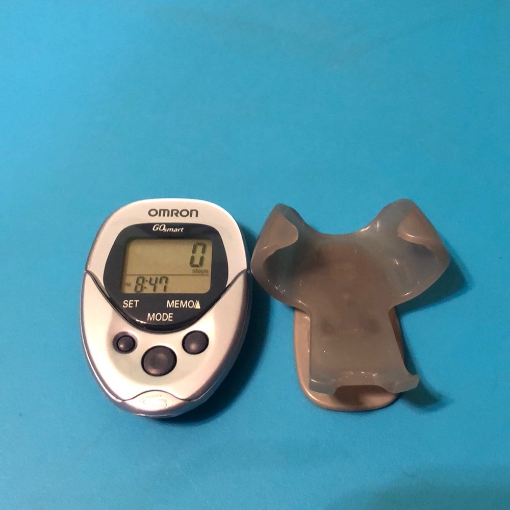 Omron Go Smart Pedometer